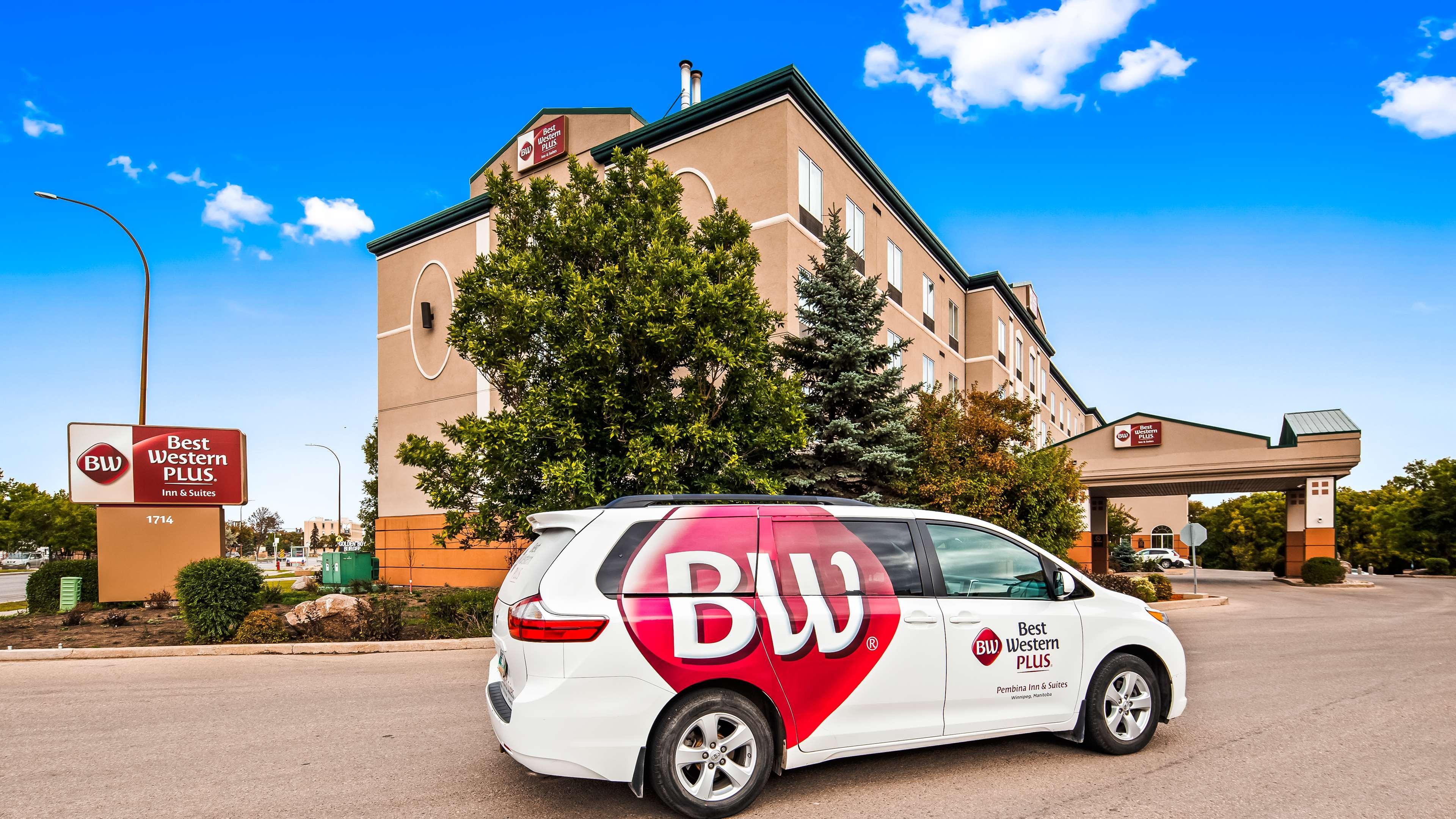 Best Western Plus Pembina Inn & Suites Winnipeg Exterior foto