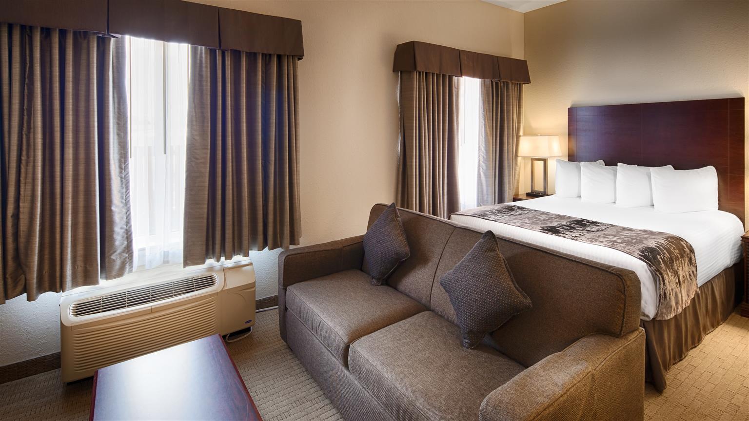 Best Western Plus Pembina Inn & Suites Winnipeg Exterior foto